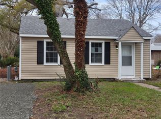 1915 Long Green Ln, Hampton, VA 23663