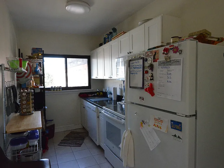 112 Longwood Ave #5 — Photo 3