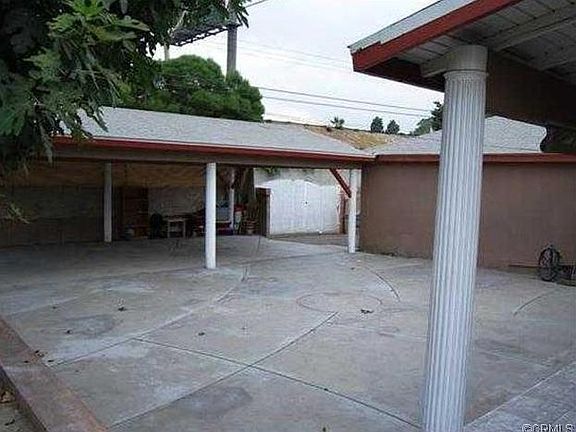 4th image of 8147 Pioneer Blvd