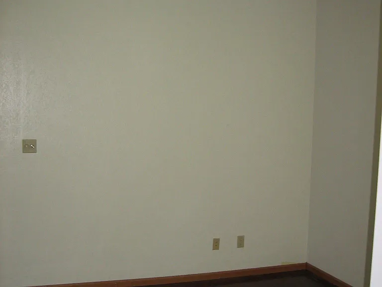 623 S Washington St #B — Photo 2