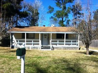 303 Sandy Ln, Onalaska, TX 77360