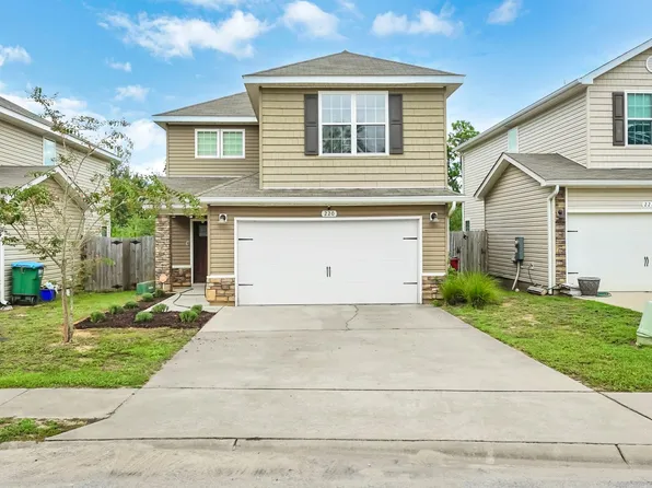 220 Wainwright Dr, Crestview, FL 32539