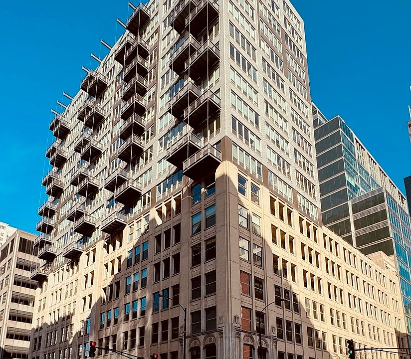 1st image of 565 W Quincy St Unit 1707