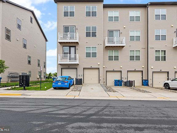 3rd image of 12363 Azure Ln #42