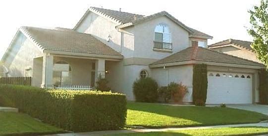 1st image of 3150 Venice St