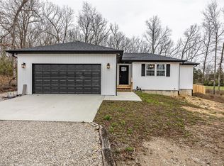 22880 Gladstone Rd, Lebanon, MO 65536