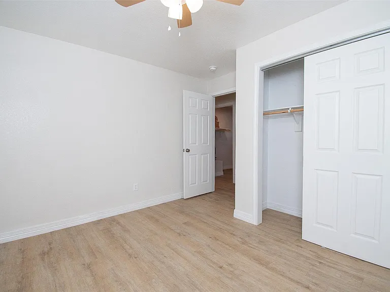 199 Apache Springs Rd — Photo 15