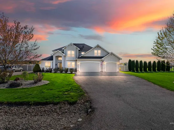 2500 Lark Ln, Emmett, ID 83617
