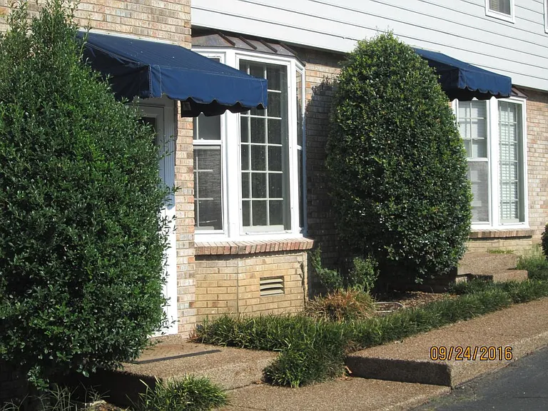 114 Acklen Park Dr — Photo 3