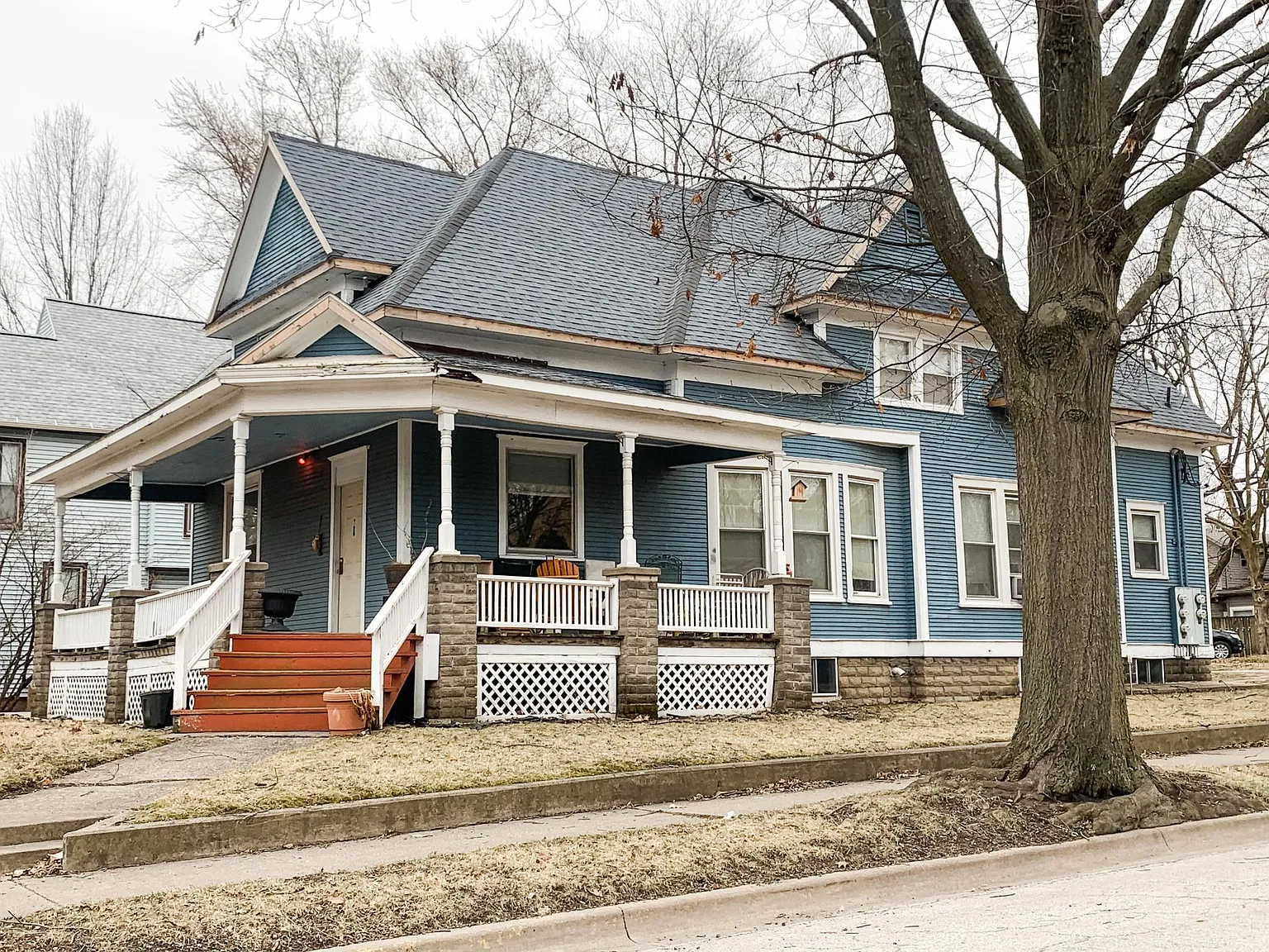 211 W Vine St — Photo 1