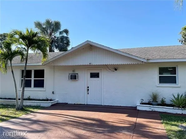 5638 Easy St, Bokeelia, FL 33922