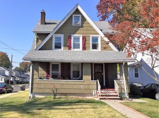 114 Queen Anne Rd, Bogota, NJ 07603