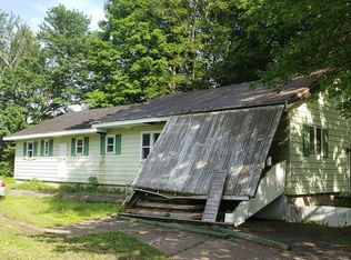 21 Meyers Rd, Lee Center, NY 13363