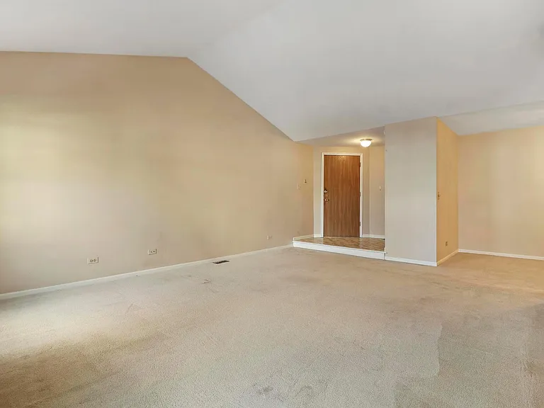 1206 Ballantrae Pl #E — Photo 3