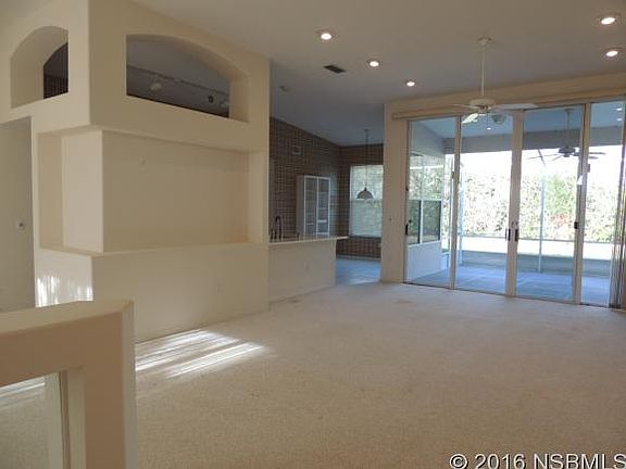 2nd image of 6285 Palm Vista St