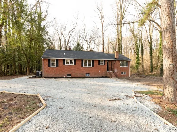 6851 Melville Dr, Chesterfield, VA 23832