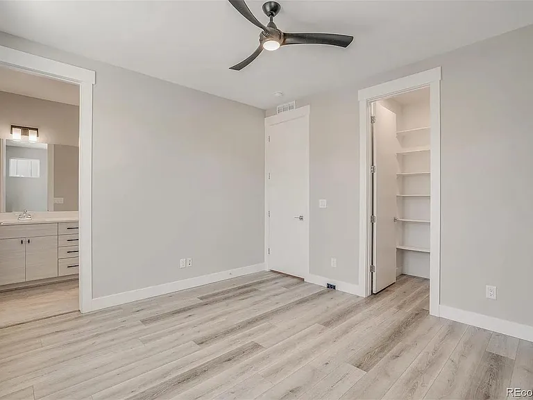 6009 Benton St — Photo 13