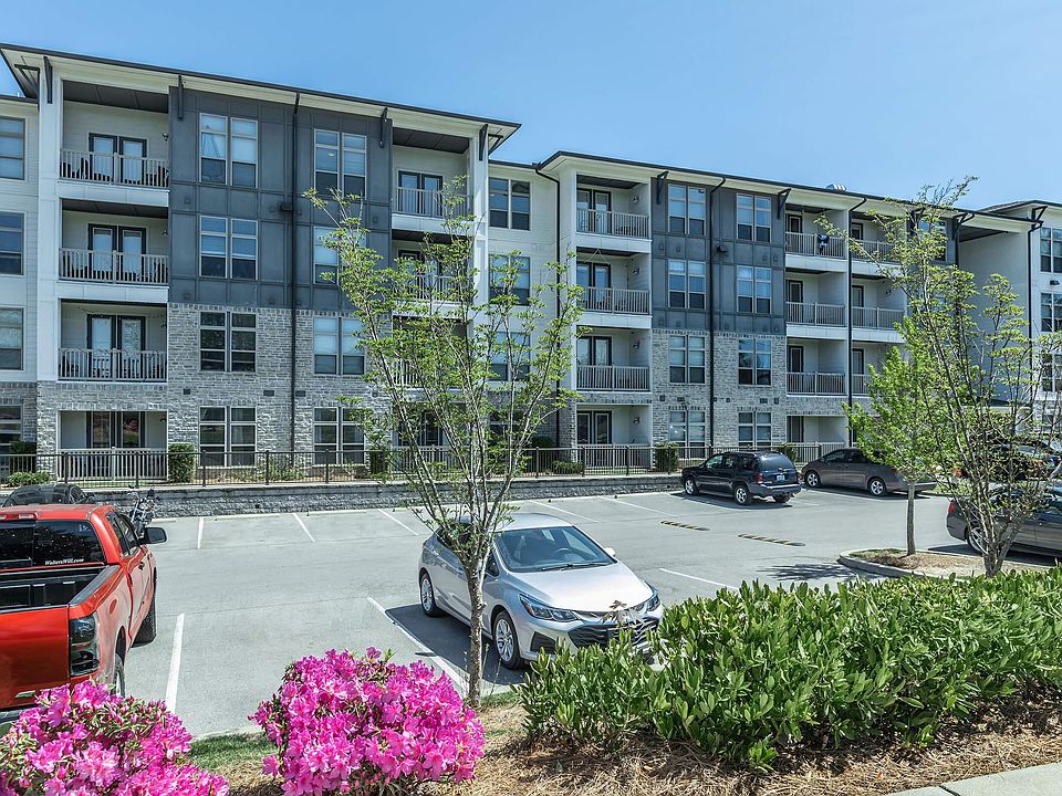 The Residence at Old Hickory Lake 2401 Lakeshore Dr Old Hickory TN