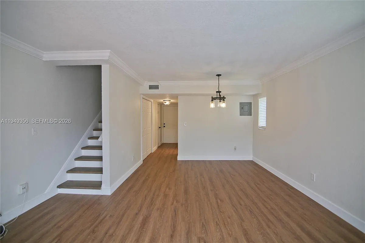 Building Photo - 8500 SW 109th Ave #6223