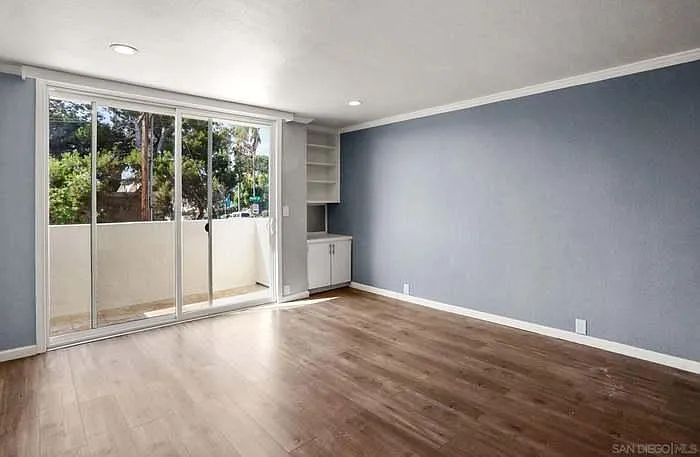 1907 Robinson Ave #108 — Photo 16