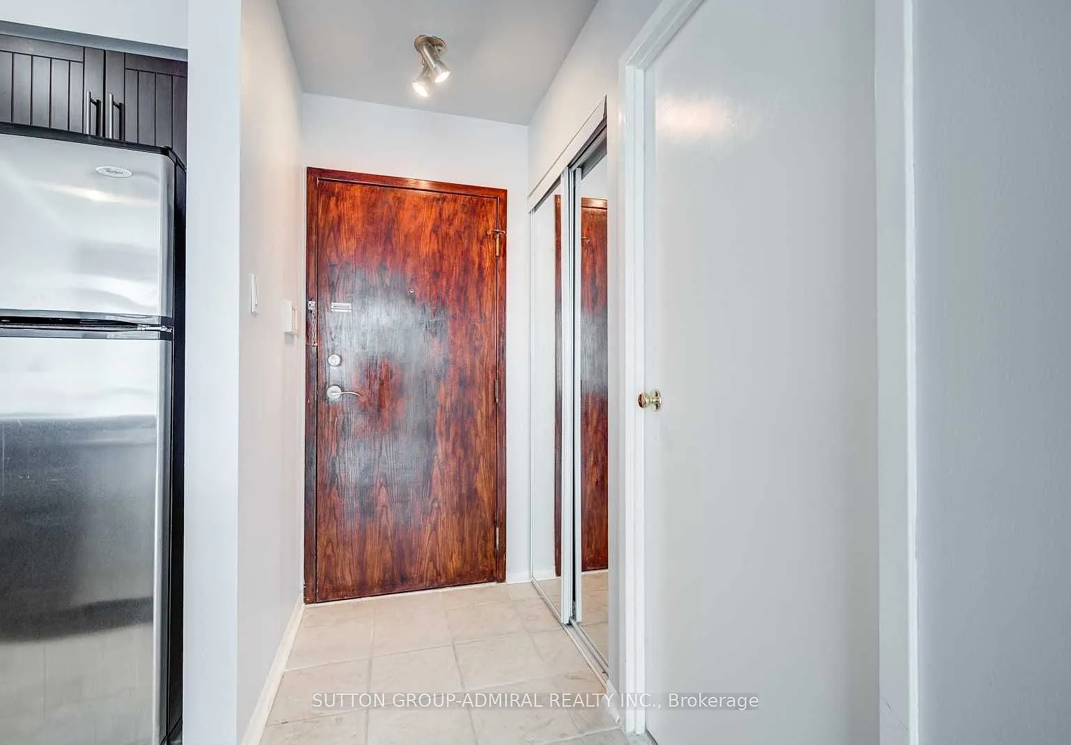 1 bed, $2,400 — Photo 3