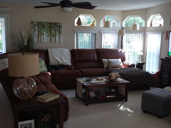 5th image of 13 Tobias Ln