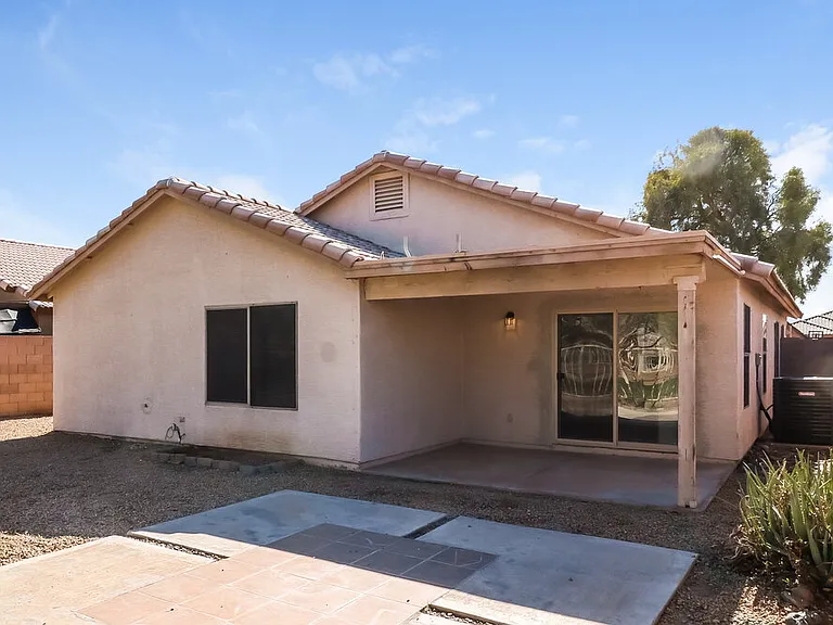 11456 W Sheridan St — Photo 16