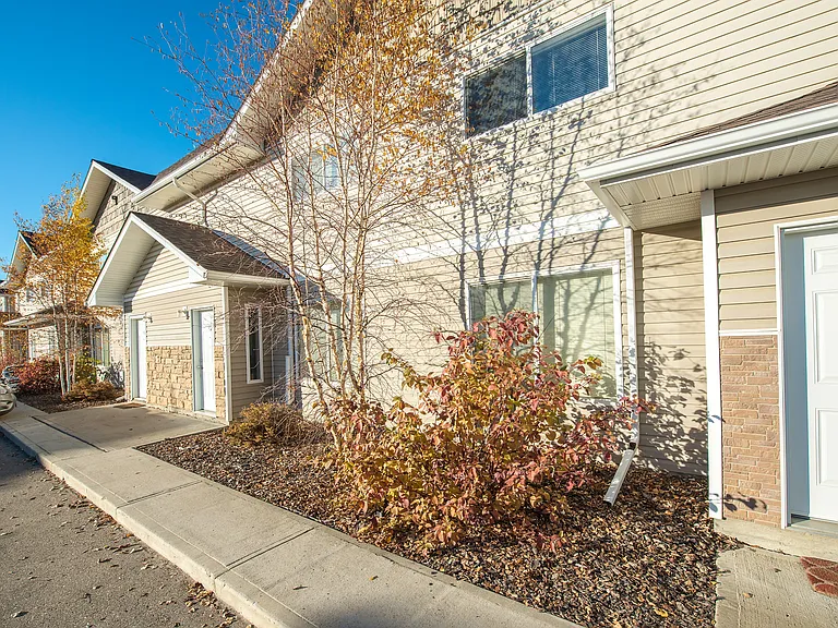 100 Jordan Pkwy — Photo 45