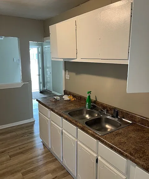 1373 Salem St — Photo 3