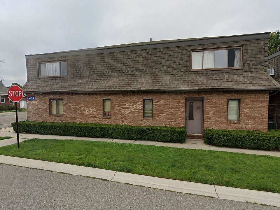 1st image of 803 Superior St #B