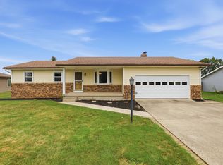 15128 Mercury Ln, Huntertown, IN 46748