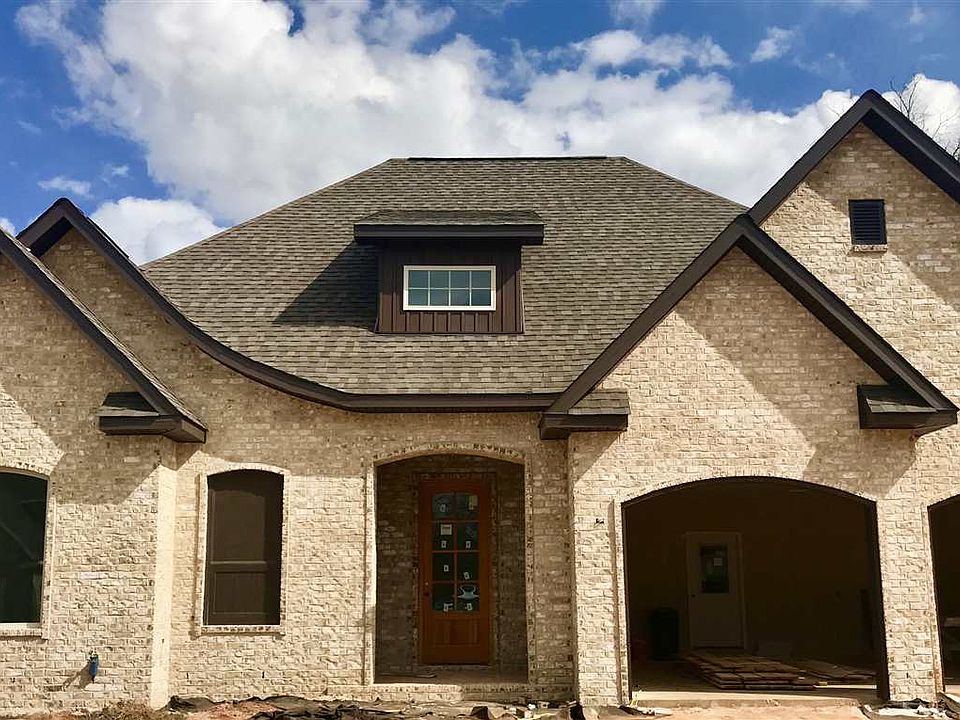 1st image of 108 Parkview Grv