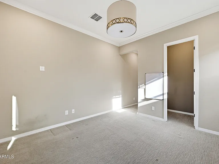 1930 E Horseshoe Dr — Photo 29