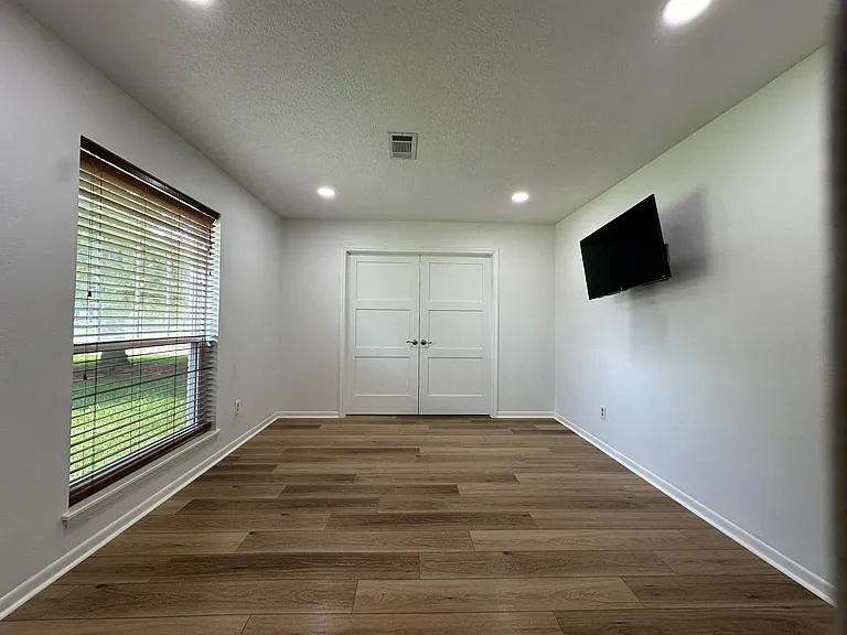 5018 Ash Ct — Photo 4