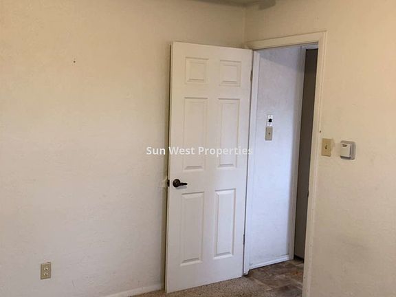 5th image of 710 N Orchard Ave APT 2