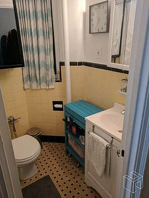 Rented by Halstead Real Estate | media 10