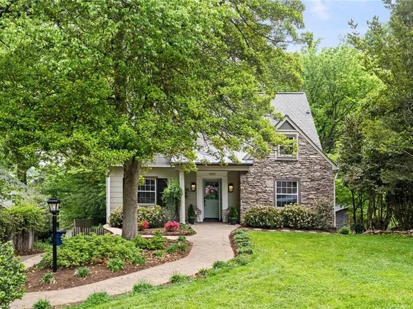 1883 Meadowbrook Dr, Winston Salem, NC 27104