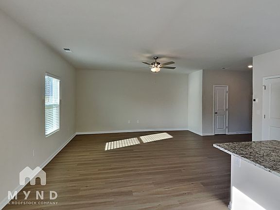 3rd image of 3421 Bear Den Dr