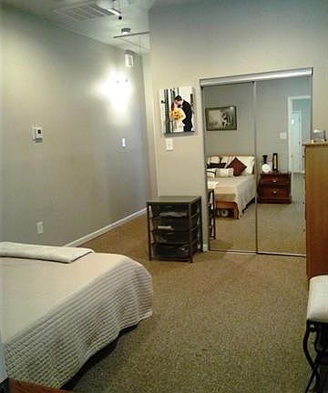 4th image of 5507 Hawthorne Pl
