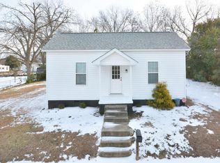 307 Oneida St, Graham, NC 27253