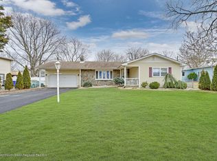 539 Amherst Dr, Brick, NJ 08723