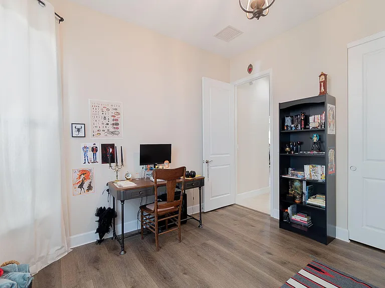 4644 Citron Way — Photo 10