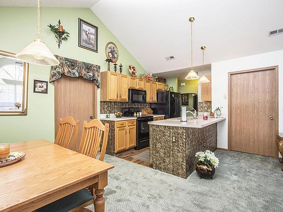 4th image of 6058 Warbling Ln