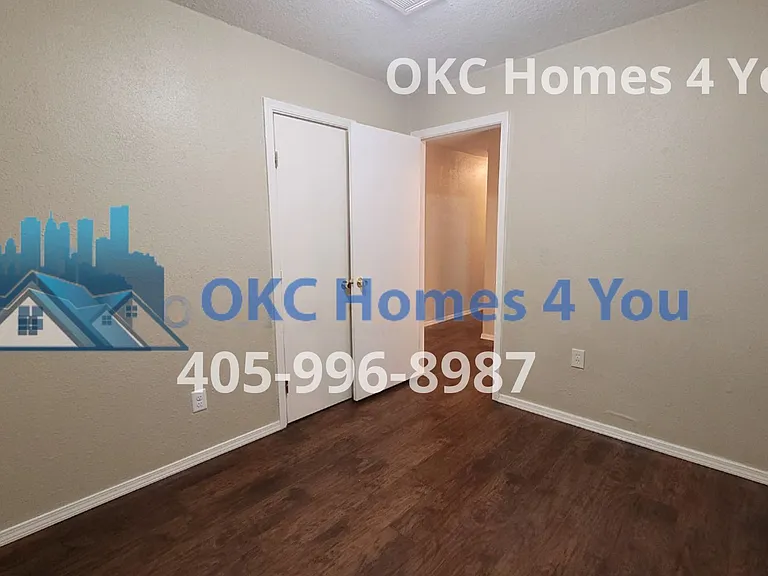 1700 Edgewood Dr — Photo 16