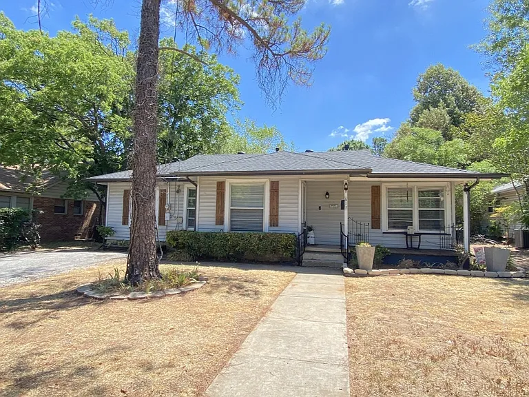 617 S Fielder Rd — Photo 1