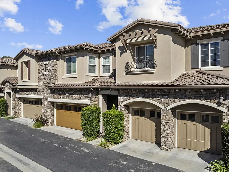 21928 Cortina Pl — Photo 61