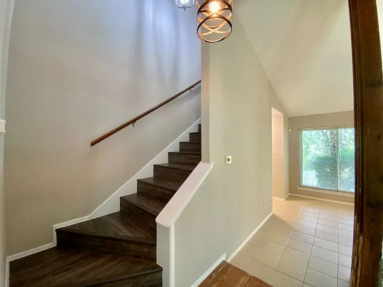 7219 Scenic Brook Dr — Photo 22