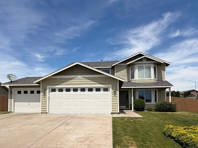 4003 Messara Ln — Photo 2