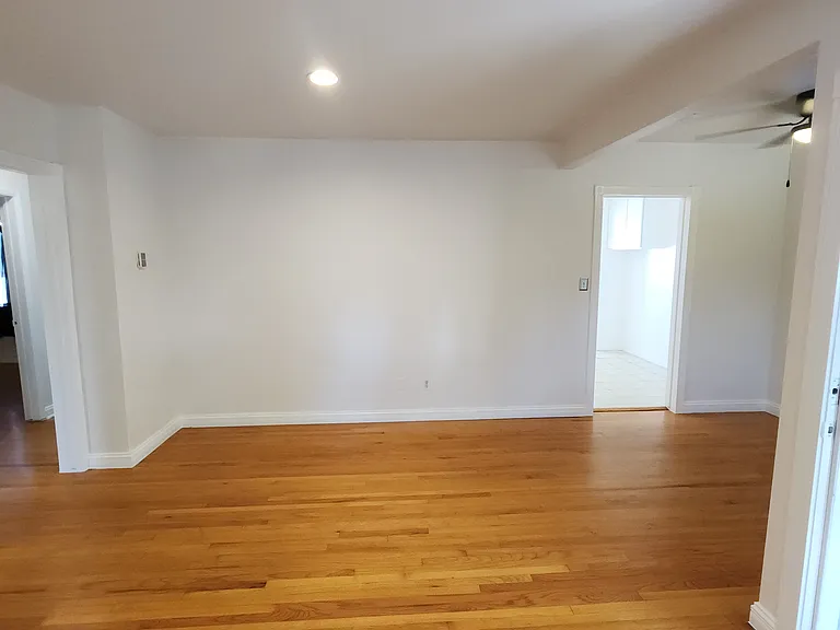 8332 La Villa St #8332 — Photo 6
