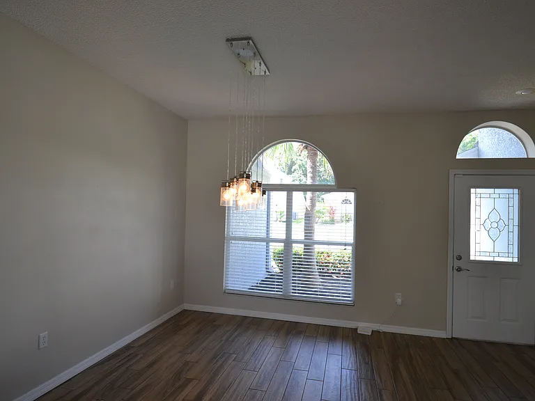 4801 Augusta Ave — Photo 21